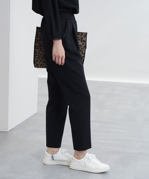 INDIVI(インディヴィ)の「◆【ウエストゴム/SETUP可能】プルオンテーパードパンツ(その他パンツ・レディース・ブラック/アイボリー系5/ネイビー・17/19/03/15 /12/36/40/38/13/05)」の14枚目の写真