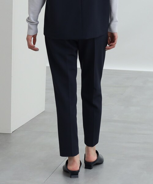 INDIVI(インディヴィ)の「◆【ウエストゴム/SETUP可能】プルオンテーパードパンツ(その他パンツ・レディース・ブラック/アイボリー系5/ネイビー・17/19/03/15 /12/36/40/38/13/05)」の16枚目の写真