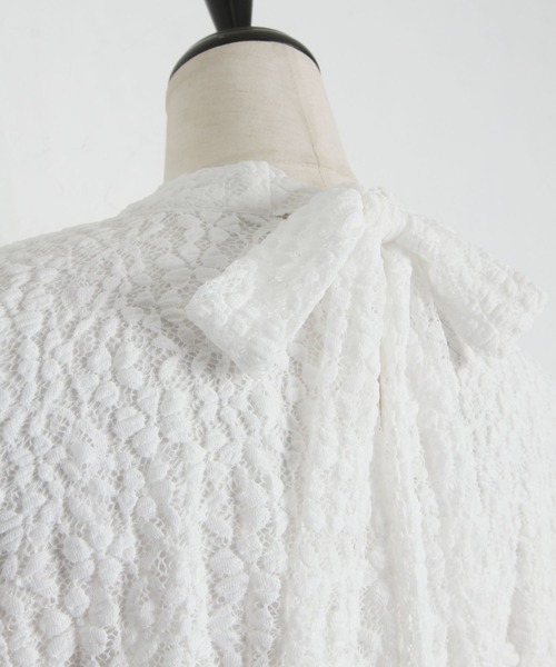 tocco closet(トッコ クローゼット)の「後ろリボン付きベルスリーブレースドッキングワンピース(ワンピース・レディース・ブラック/ベージュ・M)」の22枚目の写真