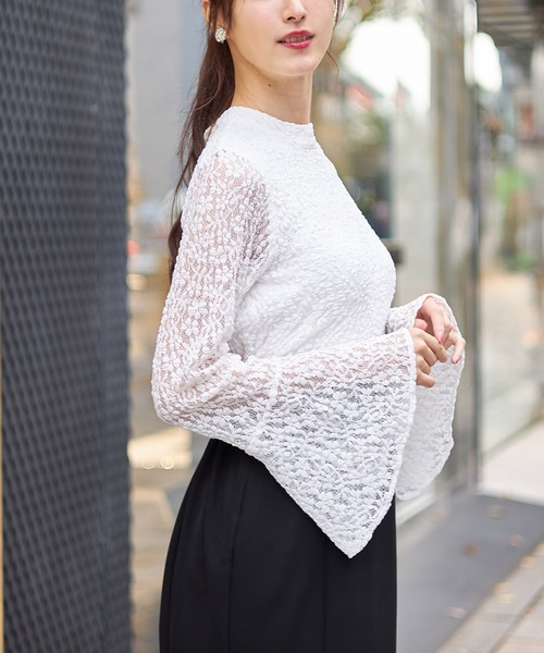tocco closet(トッコ クローゼット)の「後ろリボン付きベルスリーブレースドッキングワンピース(ワンピース・レディース・ブラック/ベージュ・M)」の3枚目の写真