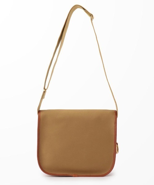 BRADY（ブレディー）の「Brady(ブレディ)  STOUR（ショルダーバッグ・レディース・カーキ・F）」の2枚目の写真