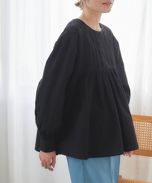 titivate(ティティベイト)の「タックデザインギャザーブラウス(シャツ/ブラウス・レディース・イエロー/ブラック/オフホワイト・S/M)」の1枚目の写真