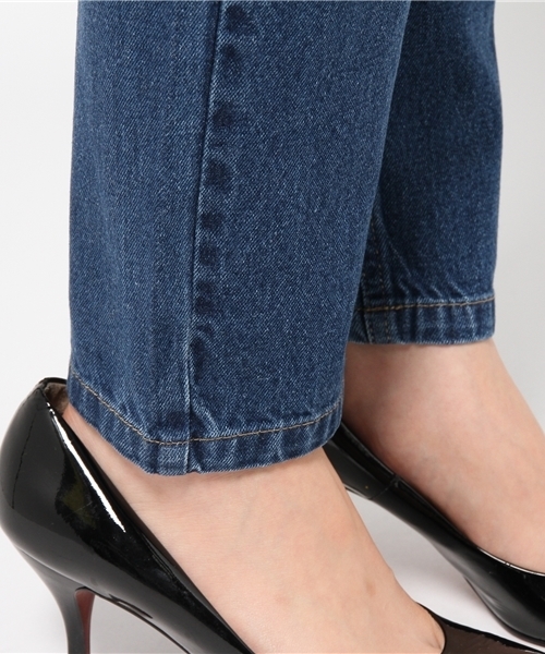 Chico(チコ)の「破れデニムパンツ(その他パンツ・レディース・ネイビー/ブルー・MEDIUM/SMALL)」の12枚目の写真