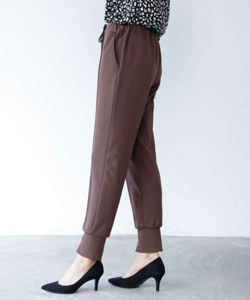 M.deux（エムドゥ）の「〇スリットジョガーパンツ〇（その他パンツ・レディース・ブラック/ブラウン・MEDIUM）」の8枚目の写真