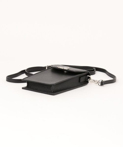 Vivienne Westwood(ヴィヴィアンウエストウッド)の「53030019-L001J-LAGRAIN LEATHER PHONE BAG(スマホケース/カバー・レディース・ブラック/グリーン・FREE)」の3枚目の写真