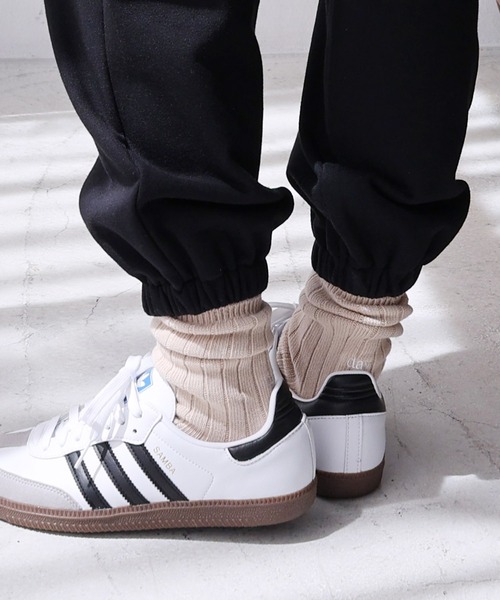 andme(アンドミー)の「エンブロイダリーロゴリブソックス(ソックス/靴下・レディース・ライム/ピンク/ホワイト/ベージュ/ブルー・23-25cm)」の1枚目の写真