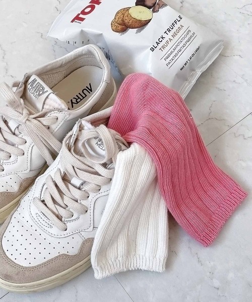 andme(アンドミー)の「エンブロイダリーロゴリブソックス(ソックス/靴下・レディース・ライム/ピンク/ホワイト/ベージュ/ブルー・23-25cm)」の8枚目の写真
