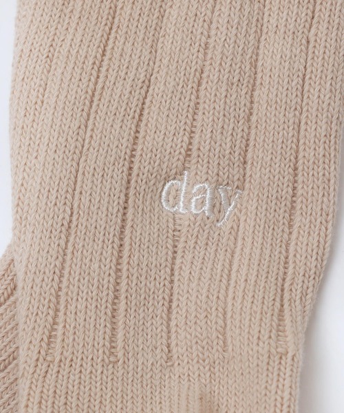 andme(アンドミー)の「エンブロイダリーロゴリブソックス(ソックス/靴下・レディース・ライム/ピンク/ホワイト/ベージュ/ブルー・23-25cm)」の16枚目の写真