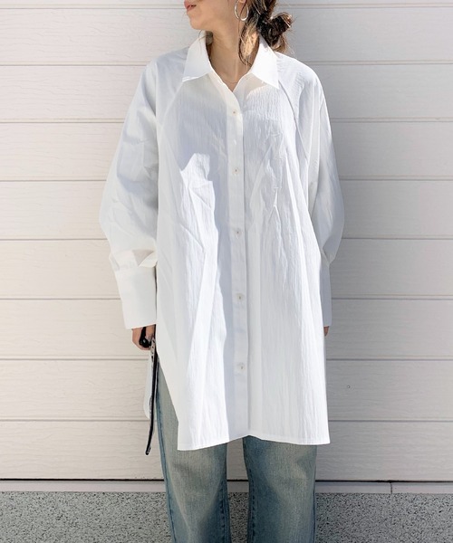 Q（キュー）の「スリットロゴオーバーシャツ（シャツ/ブラウス・レディース・アイボリー/オリーブ・MEDIUM）」の3枚目の写真