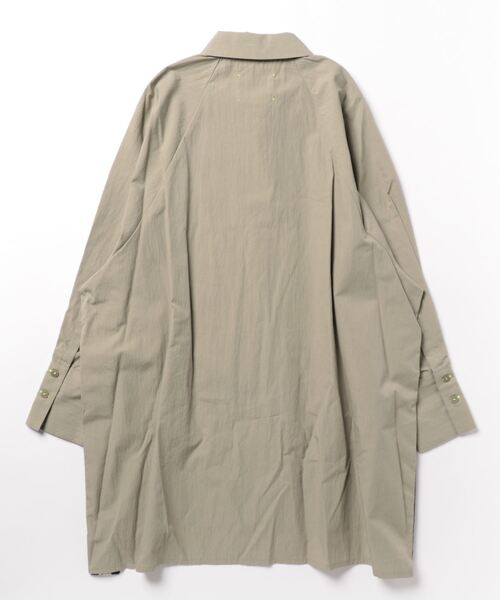 Q（キュー）の「スリットロゴオーバーシャツ（シャツ/ブラウス・レディース・アイボリー/オリーブ・MEDIUM）」の17枚目の写真