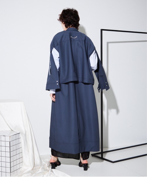 Maisones.(メゾネス)の「Muti-way Layered Trench Coat | Multi-way レイヤードトレンチ(トレンチコート・レディース・ネイビー/ベージュ・2/1)」の2枚目の写真