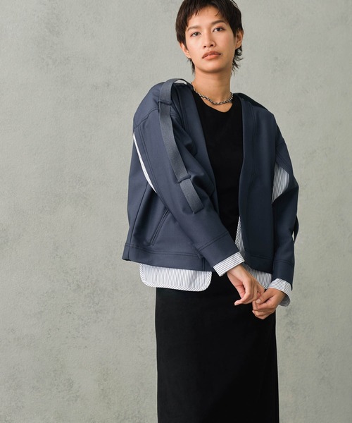 Maisones.(メゾネス)の「Muti-way Layered Trench Coat | Multi-way レイヤードトレンチ(トレンチコート・レディース・ネイビー/ベージュ・2/1)」の17枚目の写真
