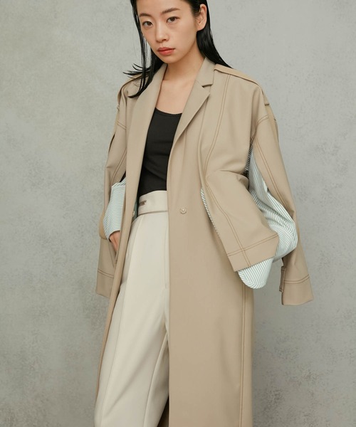 Maisones.(メゾネス)の「Muti-way Layered Trench Coat | Multi-way レイヤードトレンチ(トレンチコート・レディース・ネイビー/ベージュ・2/1)」の13枚目の写真