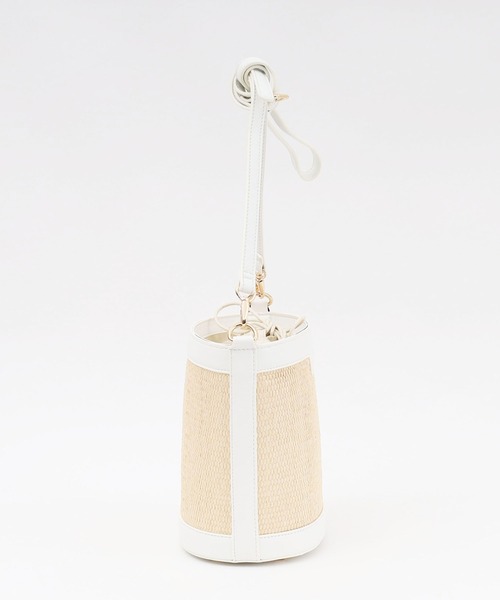 SMIR NASLI（サミールナスリ）の「ビスキー無地バケットショルダーバッグ（ショルダーバッグ・レディース・ブラウン/ホワイト/ブラック・9）」の5枚目の写真