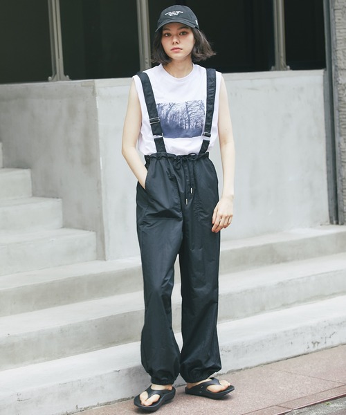 ANOTHER S(アナザーエス)の「サスペンダーパラシュートパンツ(カーゴパンツ・レディース・アイボリー/カーキ/ピンク/ブラック・FREE)」の3枚目の写真