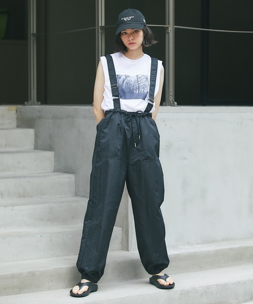 ANOTHER S(アナザーエス)の「サスペンダーパラシュートパンツ(カーゴパンツ・レディース・アイボリー/カーキ/ピンク/ブラック・FREE)」の13枚目の写真