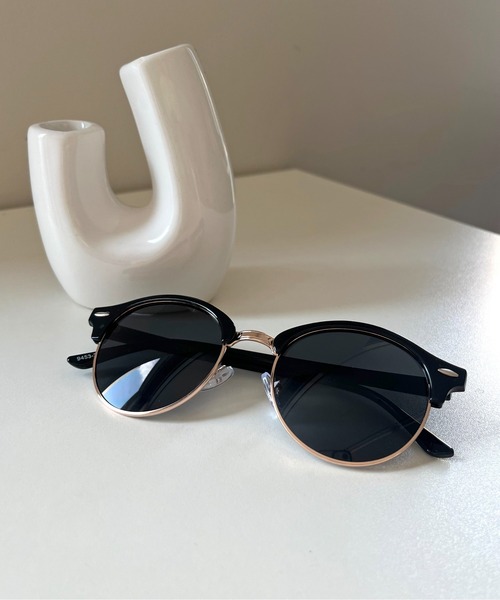 prose verse(プロズヴェール)の「〈UVカット〉ハーフメタルサングラス(サングラス・レディース・ブラック・フリ-)」の3枚目の写真
