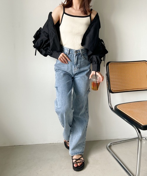 CLEA(クレア)の「ショルダーカットアウト クロップド丈ショートシャツブラウス(シャツ/ブラウス・レディース・ブラック/ホワイト・FREE)」の19枚目の写真
