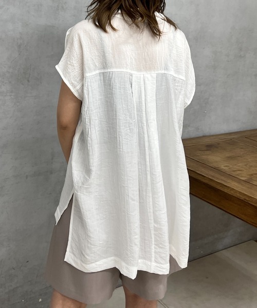 un dix cors（アンディコール）の「シワ加工スキッパーシャツ（シャツ/ブラウス・レディース・オフホワイト/ブラック/オレンジ・FREE）」の6枚目の写真