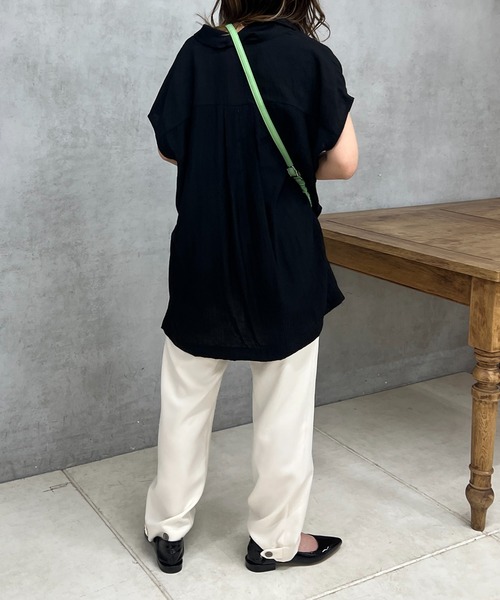 un dix cors（アンディコール）の「シワ加工スキッパーシャツ（シャツ/ブラウス・レディース・オフホワイト/ブラック/オレンジ・FREE）」の21枚目の写真