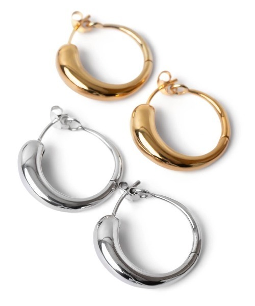 Ops.（オプス）の「ピアス フープピアス ボリューム シルバー925 金属アレルギー対応【micorra ミコラ】大ぶり（ピアス（両耳用）・レディース・シルバー/イエローゴールド・ONE SIZE）」の15枚目の写真