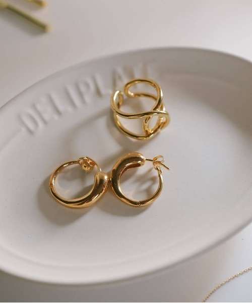 Ops.（オプス）の「ピアス フープピアス ボリューム シルバー925 金属アレルギー対応【micorra ミコラ】大ぶり（ピアス（両耳用）・レディース・シルバー/イエローゴールド・ONE SIZE）」の19枚目の写真
