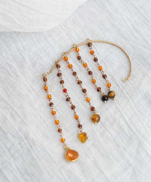 CIAOPANIC TYPY（チャオパニックティピー）の「【Aguni】カラービーズイヤーカフ（イヤーカフ・レディース・レッド・ONE SIZE）」の4枚目の写真