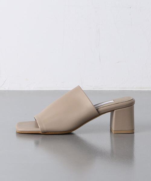 UNITED ARROWS（ユナイテッドアローズ）の「ワイドスクエア ミュール（サンダル・レディース・ホワイト/ブラック/ブラウン・38/35/36/37）」の3枚目の写真