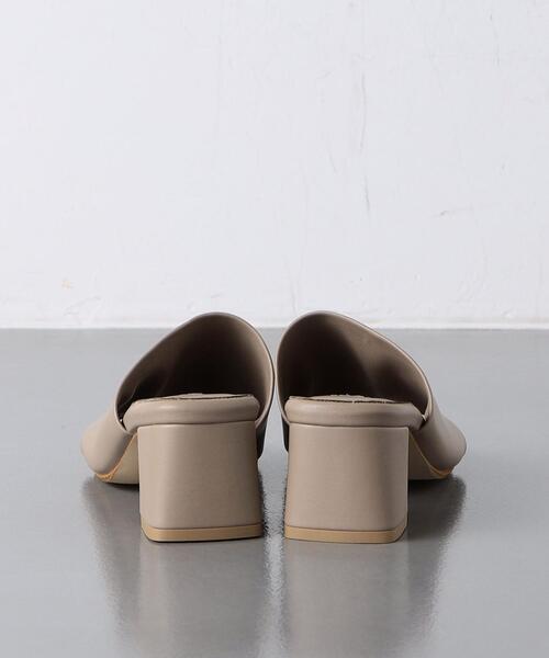 UNITED ARROWS（ユナイテッドアローズ）の「ワイドスクエア ミュール（サンダル・レディース・ホワイト/ブラック/ブラウン・38/35/36/37）」の4枚目の写真