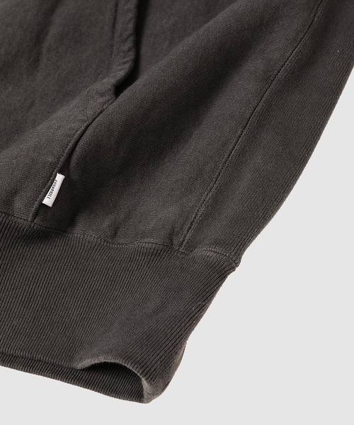 SUGARHILL（シュガーヒル）の「AGED HALF ZIP-UP HOODIE（パーカー・メンズ・グレー/ブラック/レッド・2/3）」の10枚目の写真