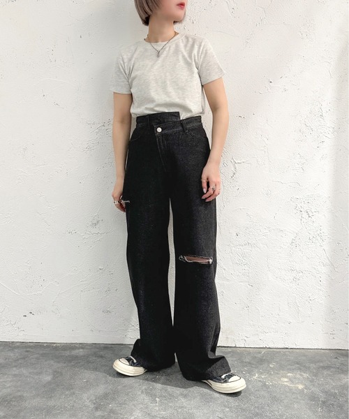 apres jour mignon(アプレジュールミニョン)の「アシメワイドカッティングデニム【ZOZOTOWN限定アイテム】(デニムパンツ・レディース・ブラック/ブルー・X-LARGE/MEDIUM/SMALL)」の8枚目の写真