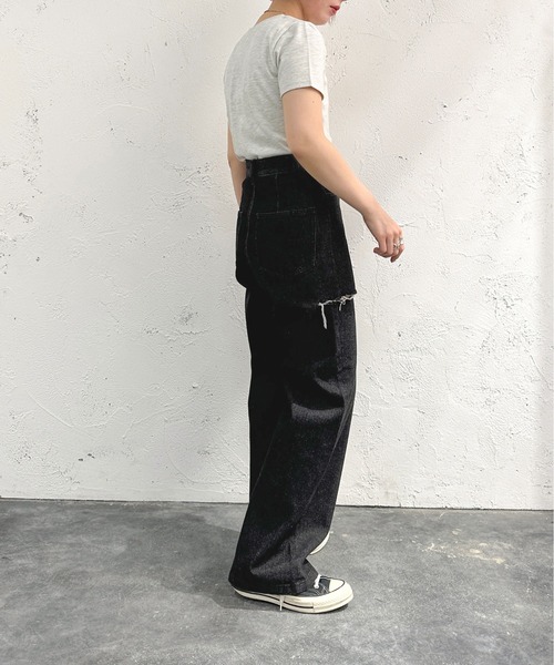 apres jour mignon(アプレジュールミニョン)の「アシメワイドカッティングデニム【ZOZOTOWN限定アイテム】(デニムパンツ・レディース・ブラック/ブルー・X-LARGE/MEDIUM/SMALL)」の11枚目の写真