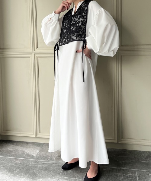 JUNOAH(ジュノア)の「レースVネックベスト(ベスト・レディース・アイボリー/ホワイト/ブラック・X-LARGE/MEDIUM/LARGE)」の13枚目の写真