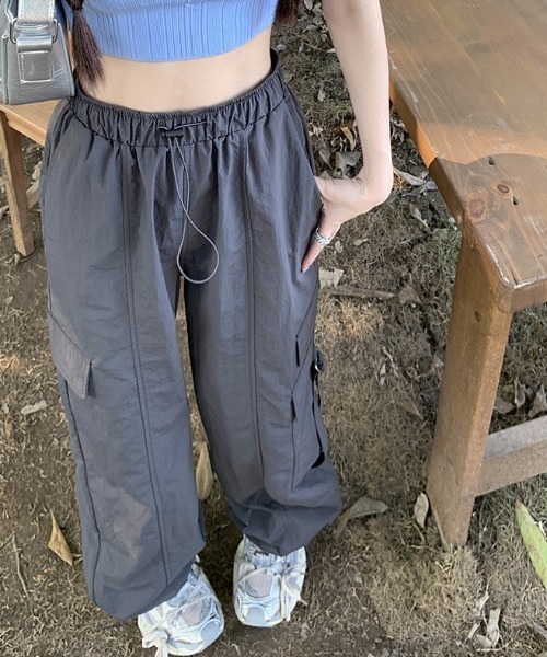 deux amour（ドゥーザムール）の「カーゴストレートパンツ（カーゴパンツ・レディース・パープル/グレー/カーキ・FREE）」の5枚目の写真