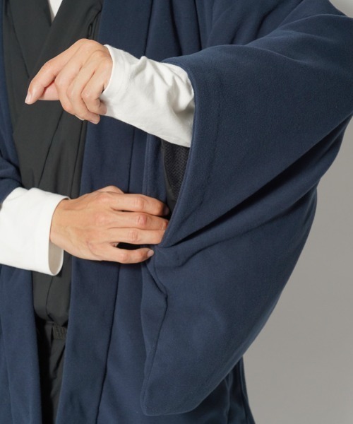 Snow Peak（スノーピーク）の「OUTDOOR KIMONO Micro Fleece HAORI（着物・メンズ・グレー/ネイビー・2/1）」の18枚目の写真