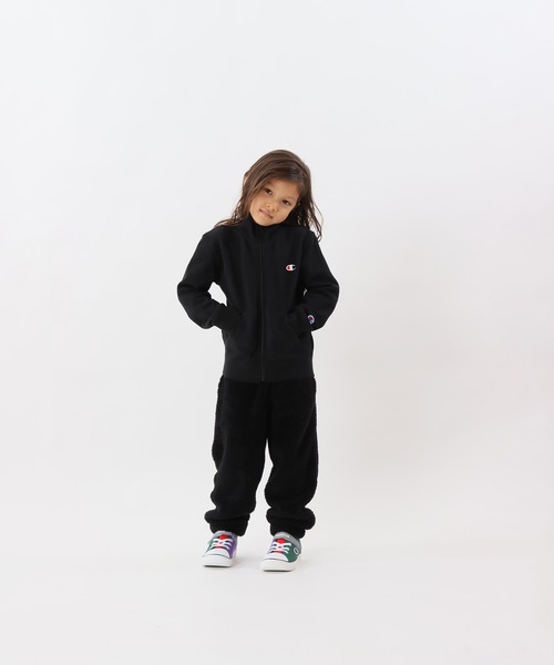 Champion(チャンピオン)の「【Champion/チャンピオン】キッズ ベーシック ジップスウェットシャツ(スウェット・キッズ・ダークグリーン/ブラック/ネイビー/バーガンディー/オートミール/グレー・140/100/130/120/160/110/150)」の2枚目の写真