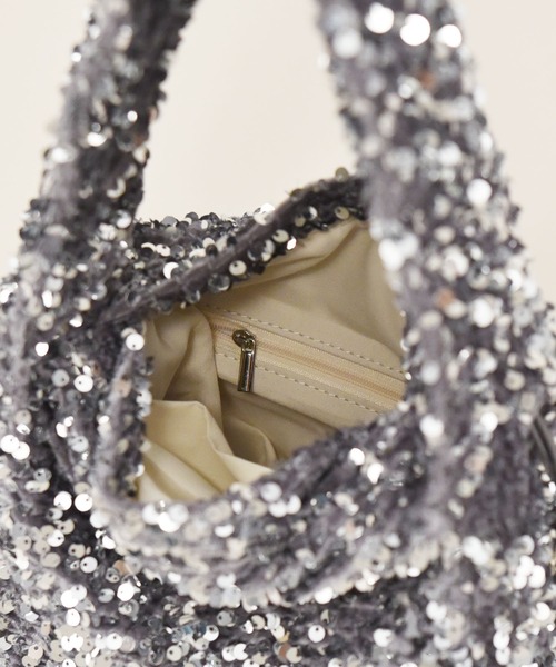 styiro（スタイロ）の「スパンコールシャーリングワンハンドルバッグ（ハンドバッグ・レディース・ブラック/シルバー・FREE）」の8枚目の写真