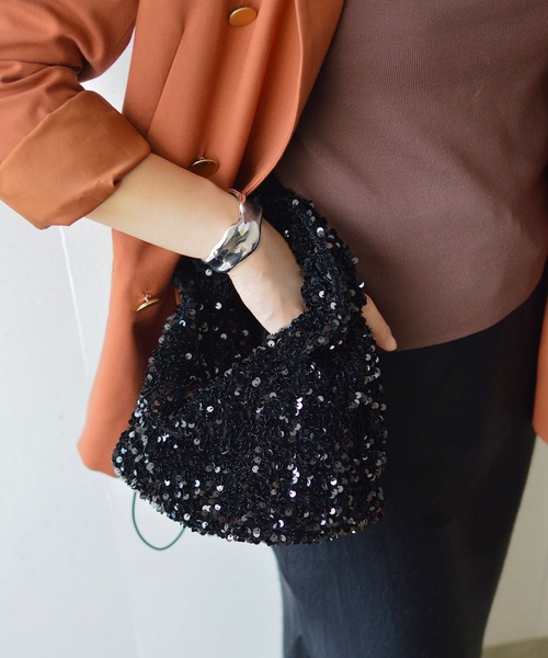 styiro（スタイロ）の「スパンコールシャーリングワンハンドルバッグ（ハンドバッグ・レディース・ブラック/シルバー・FREE）」の14枚目の写真