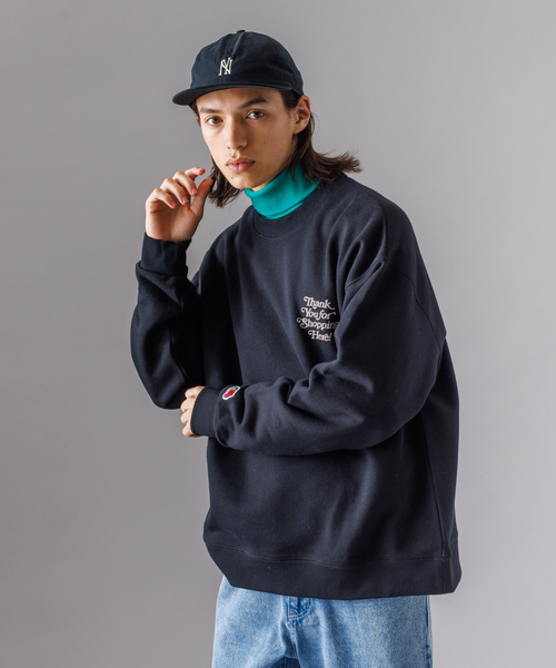 【FRUIT OF THE LOOM】タイポグラフィ ヘビーオンス ルーズ クルーネック フロント&バックプリント スウェット生地 トレーナー（Tシャツ/カットソー）｜FRUIT OF THE LOOM（フルーツオブザルーム）