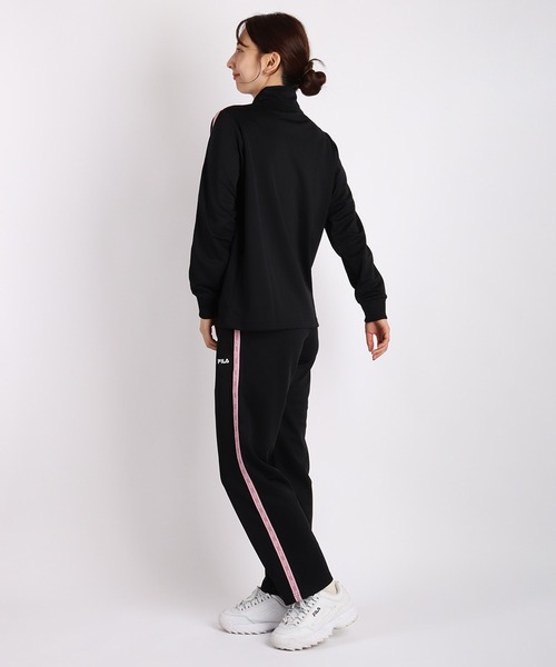 FILA(フィラ)の「FILA スムースジャージ テープ付き ジャージセットアップ レディース(ジャージ・レディース・ネイビー/ピンク/ブラック/チャコール/ピンク系その他/ピンク系その他2/ブラック系その他/ネイビー系・L/M)」の16枚目の写真