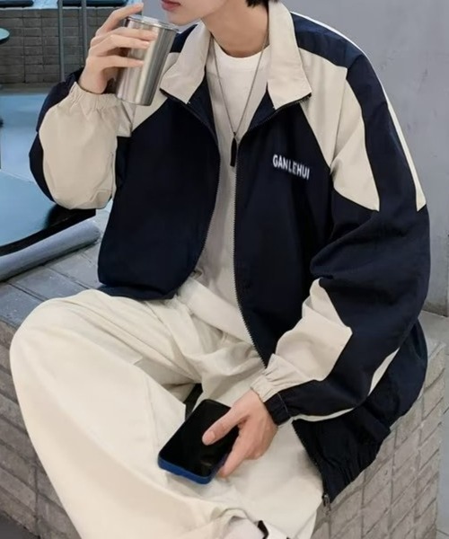 BASQUE magenta（バスクマゼンタ）の「ビッグシルエット切替トラックフルジップブルゾン（ブルゾン・メンズ・ブラック/ブルー・FREE）」の8枚目の写真