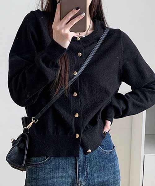 LAFFMO(ラフモ)の「ハートボタンニットカーディガン(カーディガン/ボレロ・レディース・ライトグリーン/ピンク/ブラック/ベージュ/グレー・F)」の2枚目の写真