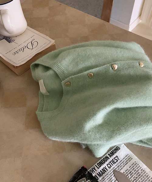 LAFFMO(ラフモ)の「ハートボタンニットカーディガン(カーディガン/ボレロ・レディース・ライトグリーン/ピンク/ブラック/ベージュ/グレー・F)」の17枚目の写真