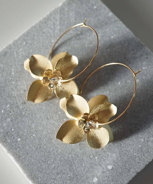 coussinette fleur 2way ピアス fit=scale-down,w=1200