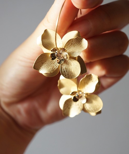 jolie minette/マット フラワー フープ ピアス（ピアス（両耳用