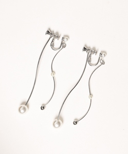 Andemiu（アンデミュウ）の「パールメタルイヤリング 991101（イヤリング・レディース・シルバー/ゴールド・FREE）」の8枚目の写真