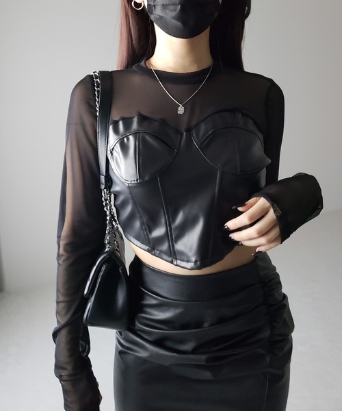 me+em select（ミームセレクト）の「【 ３color 】フェイクレザービスチェドッキングシースルートップス（Tシャツ/カットソー・レディース・カーキ/シルバー/ブラック・FREE）」の12枚目の写真