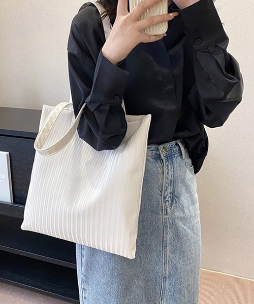 H.TOKYO NUIT（エイチトウキョウニュイ）の「結婚式BAG ステップサブバッグ（トートバッグ・レディース・ブラック/ホワイト/パープル/ブラウン・FREE）」の10枚目の写真