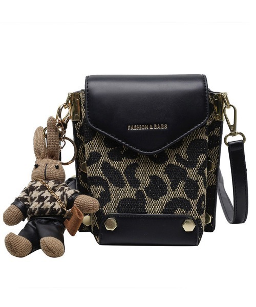 mini purse / beta post 代官山Ｏで購入 ミニショルダーバッグPUレザーミニショル オフィスカジュアル