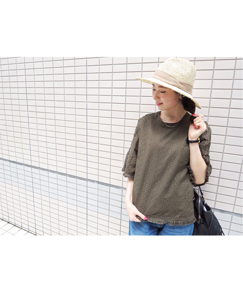 Chico（チコ）の「【who's who Chico】総レースフリンジ付きプルオーバー（シャツ/ブラウス・レディース・アイボリー/カーキ/ブラック/ホワイト・FREE）」の21枚目の写真